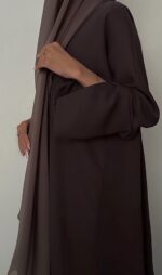 Maitha's abaya - Image 4